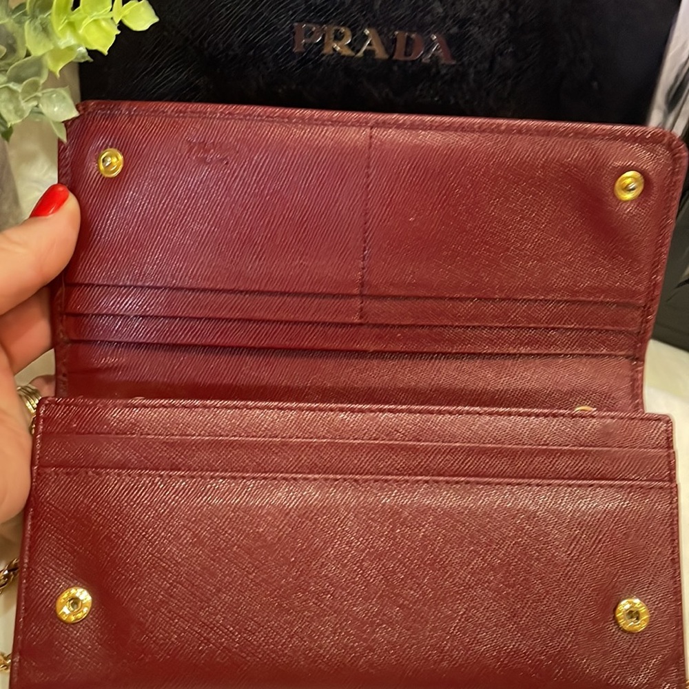 Prada Wallet On Chain - copy - Picture 4 of 9